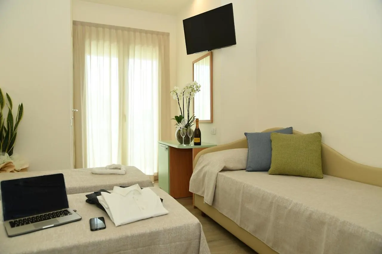 Hotel Gala Misano Adriatico 3*,